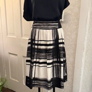 Talbots Collection 100% Silk Black Cream Windowpane Pleated Midi Skirt Sz 10